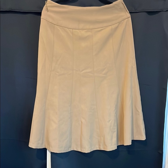 Bandolino Tan Midi A-Line Skirt size 8 - Picture 3 of 4